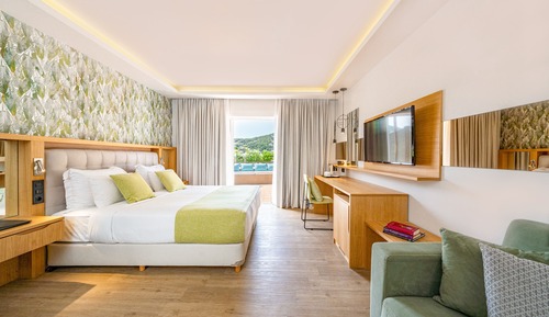 Bungalow Suite, Private Pool, Sea View