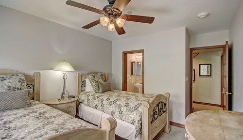 Condo, 4 Bedrooms