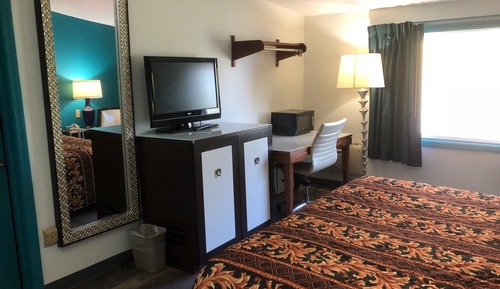 Standard Room, 1 King Bed, Non Smoking