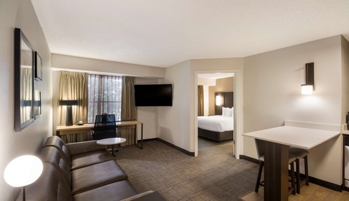 Superior Suite, 1 Queen Bed with Sofa bed (One Bedroom)