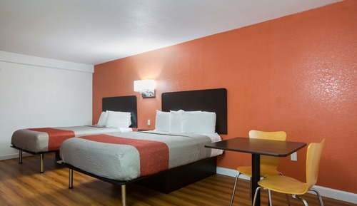 Standard Room, 2 Queen Beds, Non Smoking