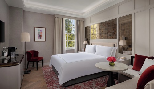 Deluxe Room, 1 King Bed (Grosvenor Square View)