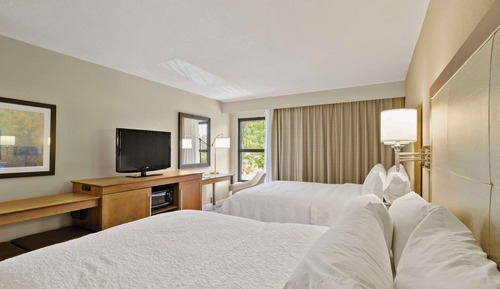 Two queen beds non smoking