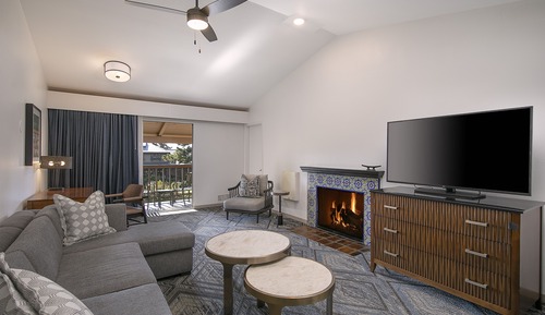 Premier Suite, 1 King Bed, Fireplace, Golf View