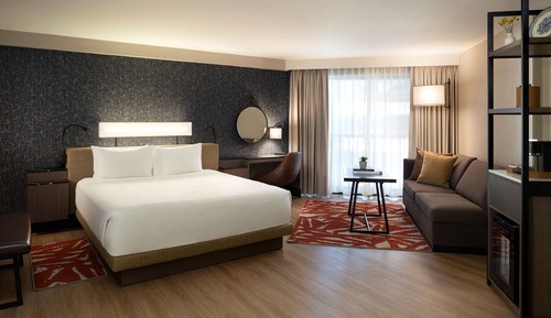Room, 1 King Bed, Corner