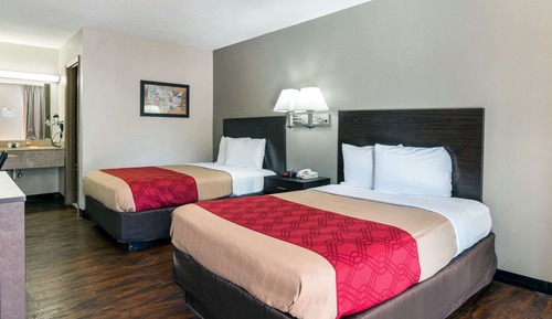 Standard Room, 2 Double Beds, Smoking