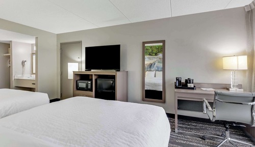 Room, 2 Queen Beds, Non Smoking