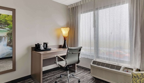 Standard Room, 1 King Bed, Non Smoking