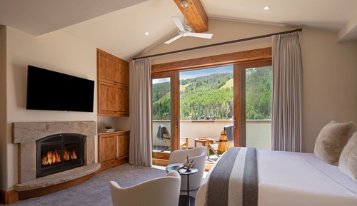 Suite, 3 Bedrooms, Balcony