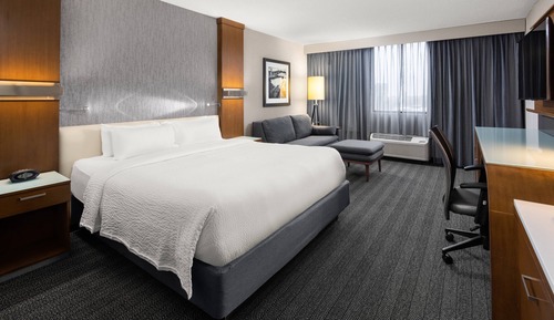 Room, 1 King Bed with Sofa bed, Non Smoking