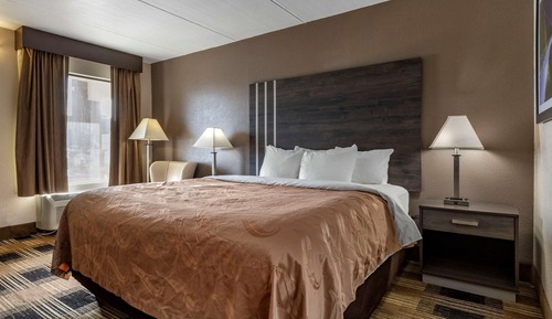 Standard Room, 1 King Bed, Non Smoking