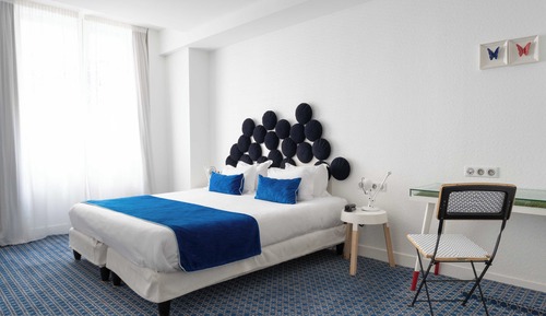 Classic Room, Mobility Accessible (Free soft minibar & digital press)