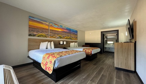 Room, 2 Queen Beds, Non Smoking