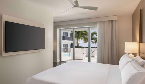 1 King Bed Junior Suite Oceanfront Balcony