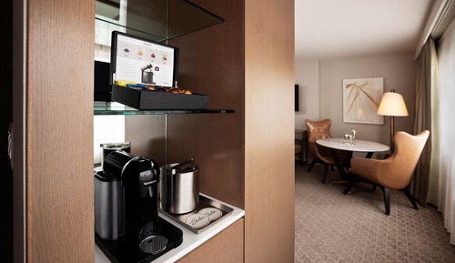 Room, 1 King Bed, Accessible (Hearing)