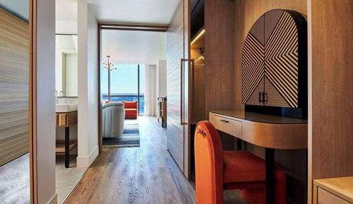 Room, 1 King Bed (Resort, Dog, Chamber)