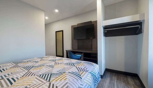 Superior Room, 1 Queen Bed, Non Smoking