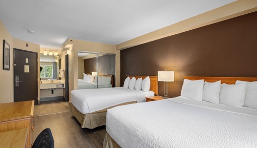Room, 2 Queen Beds, Non Smoking