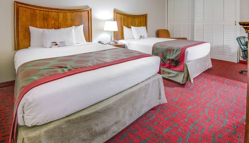 Room, 2 Queen Beds, Non Smoking
