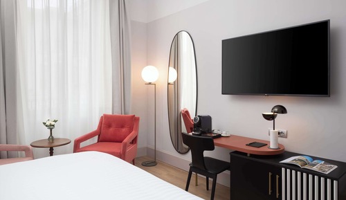 Deluxe Room, 1 King Bed