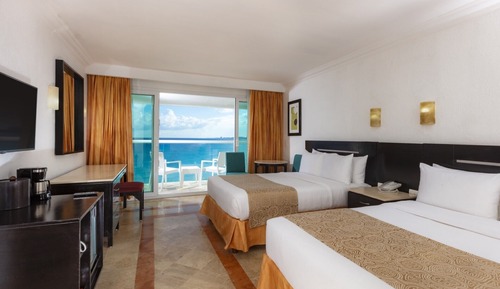 Deluxe Room, 2 Double Beds, Balcony, Ocean View