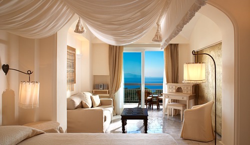 Deluxe Room (Sea Side)