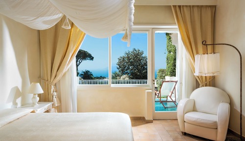 Classic Double Room (Sea Side)