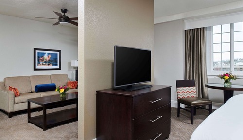 Junior Suite, 1 King Bed, Jetted Tub (Bridal Suite)