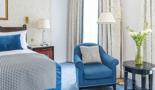 Premium Room, 1 King Bed