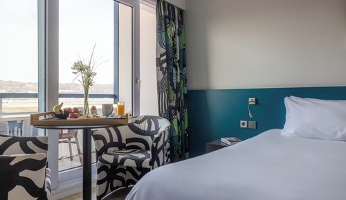 Standard Room, Pool Access, Ocean View (Balcon / Balcony)