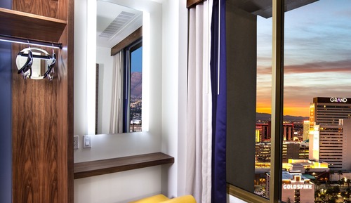 Premium Room, 1 King Bed, Non Smoking, Tower (North View)