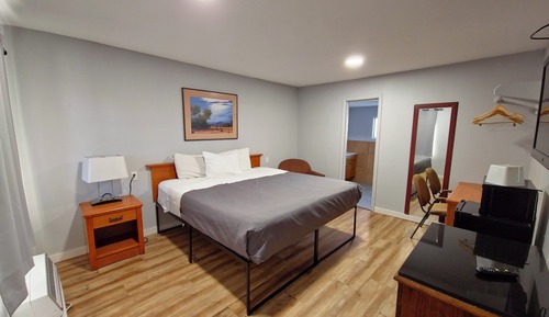 Standard Room, 1 King Bed