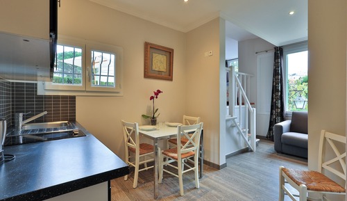 Deluxe Apartment, 1 Bedroom, Terrace, Garden View (5 pers)