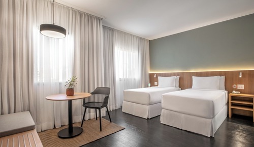 Innside, Twin Room, City View