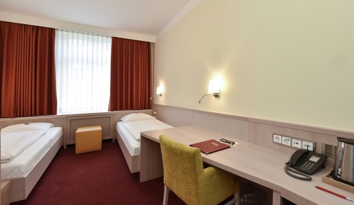 Classic Twin Room