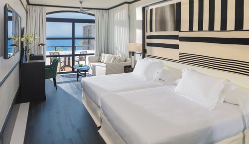 Standard Twin Room