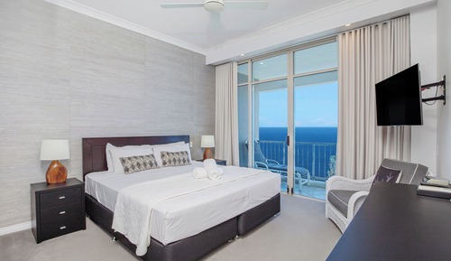 Two Bedroom Executive Front Ocean View