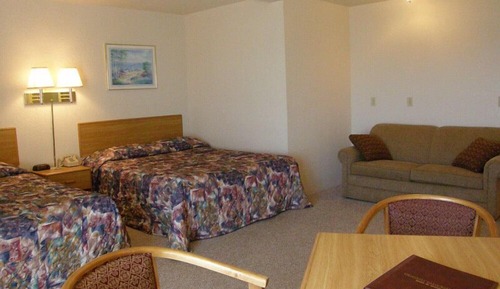 Standard Room, 2 Queen Beds, Courtyard View