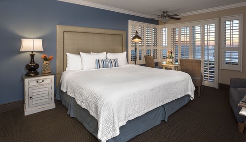 Room, 1 King Bed, Patio, Ocean View (No Pets)