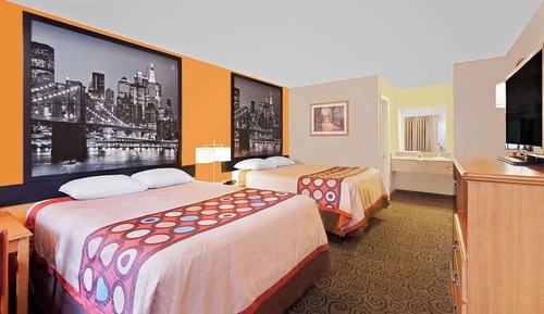 Standard Room, 2 Queen Beds, Accessible, Non Smoking