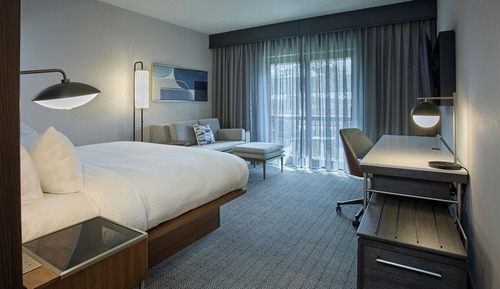 Room, 1 King Bed with Sofa bed, Non Smoking