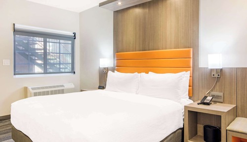 Room, 1 King Bed, Accessible, Non Smoking