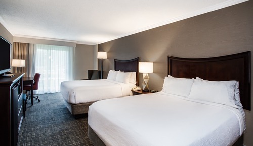 Premium Room, 2 Queen Beds, Pool View