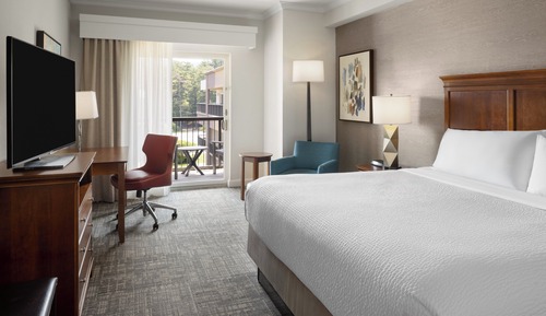Suite, 1 Bedroom, Mobility Accessible (Communications, Accessible Tub)