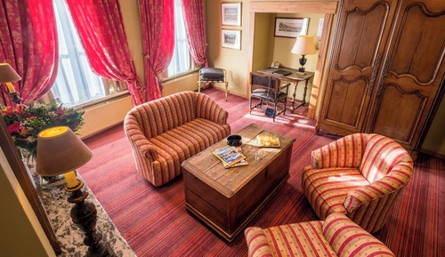 Suite, Canal View