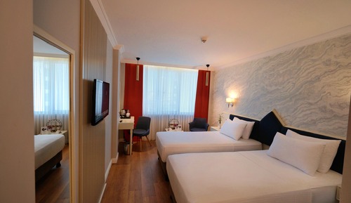 Superior Twin Room - Free SPA Access