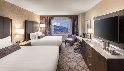 Mountain View Room, 2 Queen, Non-Smoking