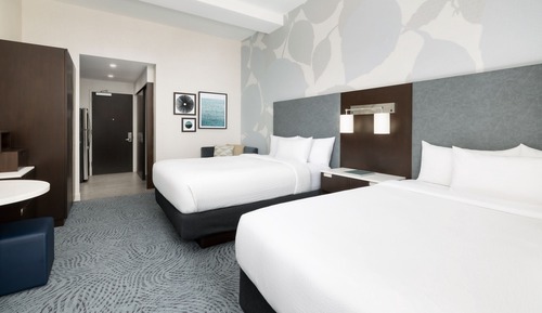 Maiden Manhattan Studio, 2 Queen Beds