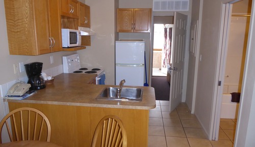 Family Suite, 1 Queen Bed with Sofa bed, Kitchen (Balcony)