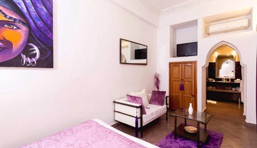 Superior Double or Twin Room, Private Bathroom (Lilas)